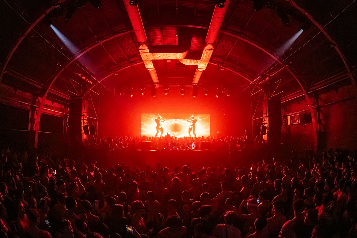 Loading... just a sec